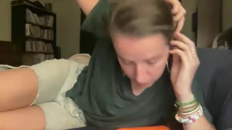 lothlori online show from 11-27-25, 01:18