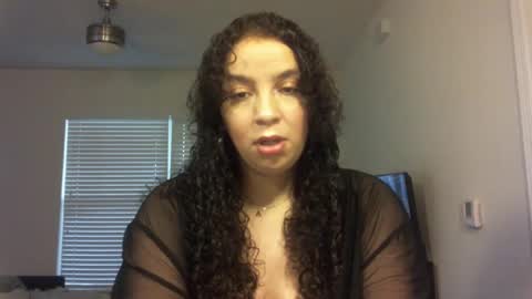 Snapshot of lotuzpetals chatting on 09-29-25, 10:25 Jasmine online show from 09-29-25, 10:25