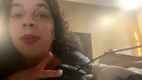 Snapshot of lotuzpetals chatting on 10-31-25, 10:22 Jasmine online show from 10-31-25, 10:22