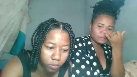 louane98 online show from 03-11-26, 07:25