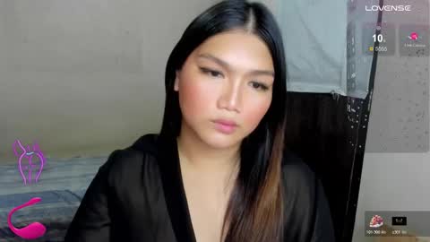 Snapshot of louheart chatting on 10-24-25, 05:59 Sweet online show from 10-24-25, 05:59