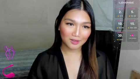 Snapshot of louheart chatting on 10-25-25, 06:21 Sweet online show from 10-25-25, 06:21