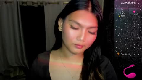 Snapshot of louheart chatting on 02-11-26, 05:18 Sweet online show from 02-11-26, 05:18