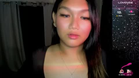 Snapshot of louheart chatting on 02-12-26, 07:25 Sweet online show from 02-12-26, 07:25