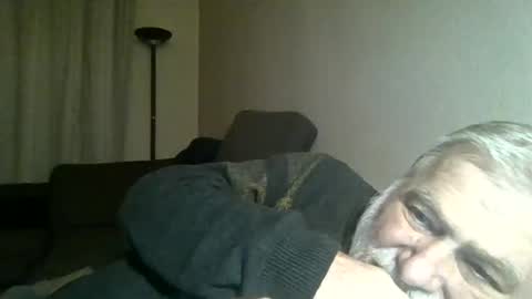 Snapshot of louis_chokdee chatting on 12-14-24, 04:31 louis_chokdee online show from 12-14-24, 04:31