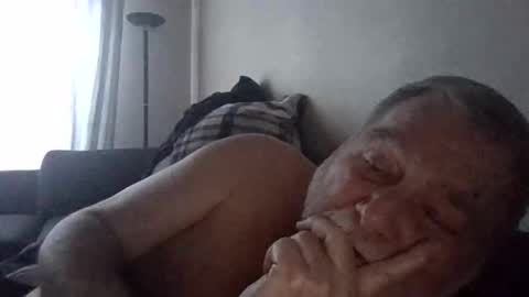 Snapshot of louis_chokdee chatting on 03-12-25, 05:17 louis_chokdee online show from 03-12-25, 05:17