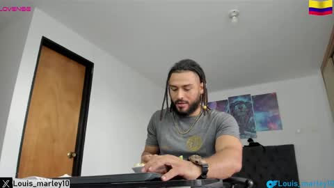 louis_marley_ online show from 02-26-25, 10:09