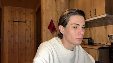 Snapshot of louis_preston chatting on 04-14-26, 05:52 Mark online show from 04-14-26, 05:52