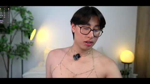 Louis online show from 03-12-26, 08:48