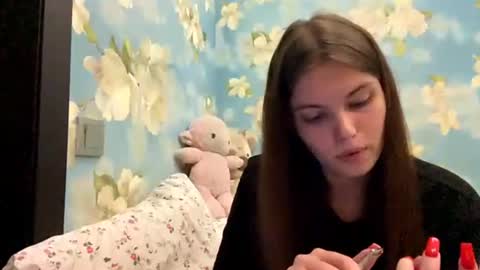 Sasha online show from 06-19-26, 05:17