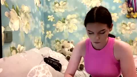 Sasha online show from 08-02-26, 05:11