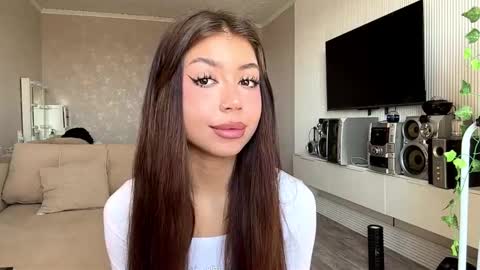 Flora online show from 03-23-26, 07:12