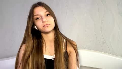 Snapshot of louveniakortright chatting on 02-28-26, 11:22 Lesi online show from 02-28-26, 11:22