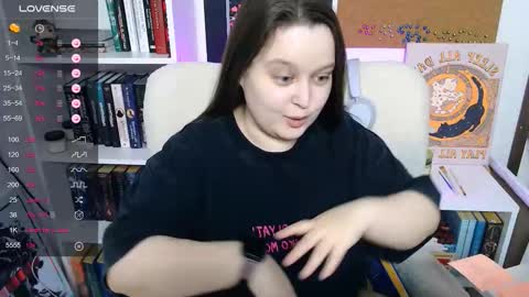 Mia  online show from 02-25-26, 03:32