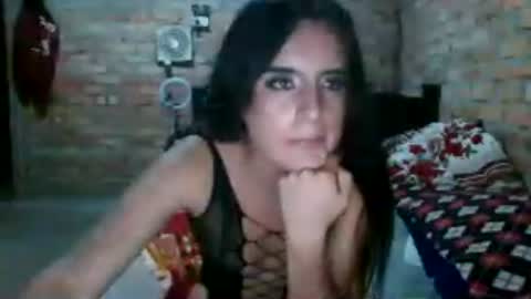 Snapshot of love207904 chatting on 06-24-26, 02:32 love207904 online show from 06-24-26, 02:32