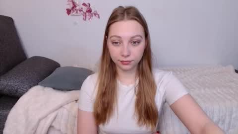 love bella  online show from 03-24-26, 12:04