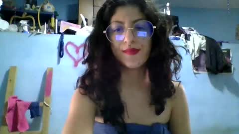 Snapshot of love_electra chatting on 09-30-25, 02:11 love_electra online show from 09-30-25, 02:11