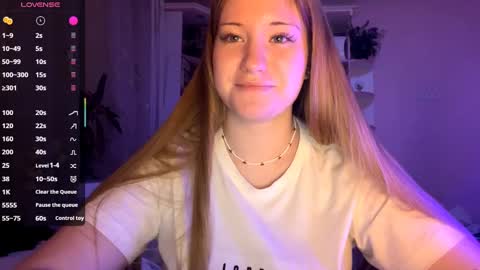 Megan online show from 09-15-25, 05:24