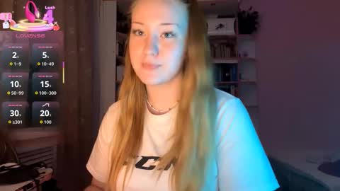 Megan online show from 09-19-25, 04:51