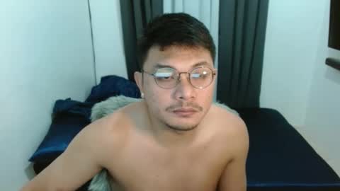 Snapshot of love_hottieh chatting on 10-13-25, 02:33 love_hottieh online show from 10-13-25, 02:33