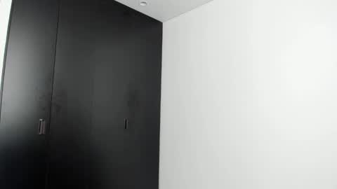 Kristen LoveBerry online show from 03-12-26, 08:04