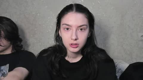 Snapshot of love_lina_muuur chatting on 04-20-26, 06:09 LINA online show from 04-20-26, 06:09