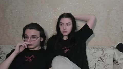 Snapshot of love_lina_muuur chatting on 05-29-26, 10:08 LINA online show from 05-29-26, 10:08
