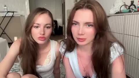 Snapshot of love_machine_ chatting on 07-19-26, 03:05 Sofi online show from 07-19-26, 03:05
