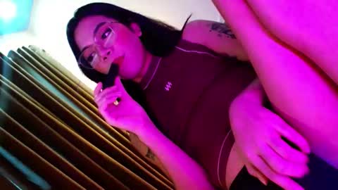 Snapshot of love_seren chatting on 11-20-25, 06:46 Seren online show from 11-20-25, 06:46