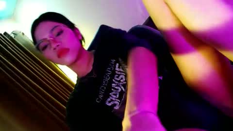 Snapshot of love_seren chatting on 02-26-26, 04:11 Seren online show from 02-26-26, 04:11