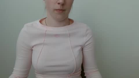 Vivian online show from 03-12-26, 12:44