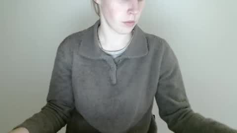 Snapshot of love_vivian chatting on 04-22-26, 02:18 Vivian online show from 04-22-26, 02:18