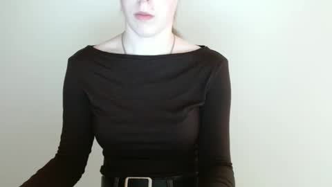 Snapshot of love_vivian chatting on 05-08-26, 09:58 Vivian online show from 05-08-26, 09:58