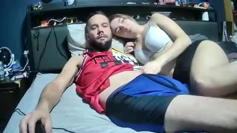 lovecoupleqc online show from 11-10-25, 04:44