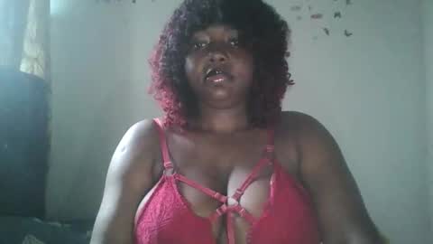 mila online show from 10-07-25, 11:29