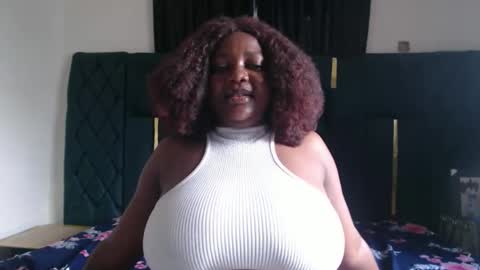 mila online show from 11-01-25, 11:45