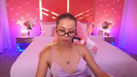 loveedove online show from 06-23-26, 12:03