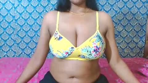 Snapshot of lovefunnitya chatting on 05-18-26, 12:40 Divya online show from 05-18-26, 12:40