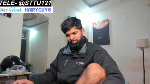 Snapshot of lovehairyindian chatting on 01-06-25, 02:36 Indian hairy online show from 01-06-25, 02:36