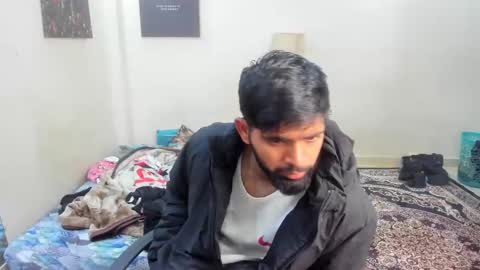 Snapshot of lovehairyindian chatting on 01-20-25, 12:07 Indian hairy online show from 01-20-25, 12:07