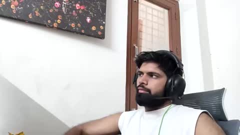 Snapshot of lovehairyindian chatting on 05-10-26, 02:50 Indian hairy online show from 05-10-26, 02:50