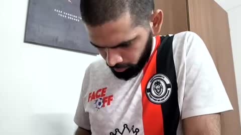 Snapshot of lovehairyindian chatting on 06-14-26, 02:24 Indian hairy online show from 06-14-26, 02:24