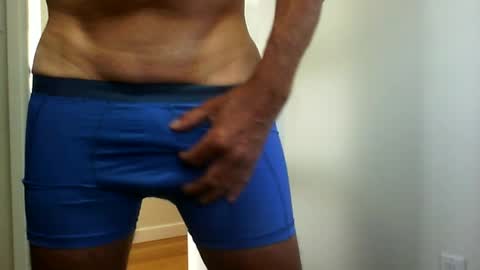 Snapshot of lovehairyone chatting on 05-11-26, 09:12 lovehairyone online show from 05-11-26, 09:12