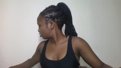 Snapshot of lovelbrownie chatting on 07-16-26, 10:21 lovelbrownie online show from 07-16-26, 10:21