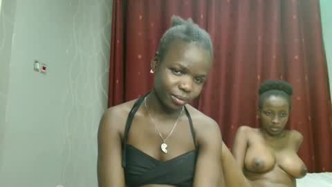 Snapshot of lovelent_shaz chatting on 02-14-26, 05:10 Shaz online show from 02-14-26, 05:10