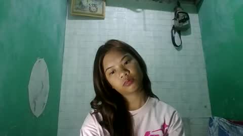 Snapshot of lovellypussy4u chatting on 03-16-26, 05:44 lovellypussy4u online show from 03-16-26, 05:44