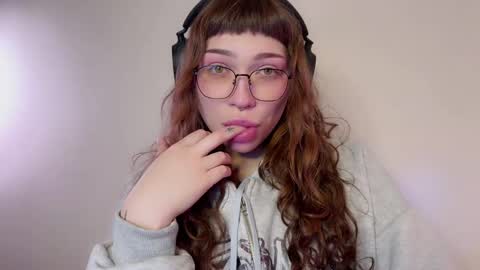 Elsa online show from 01-12-25, 04:29