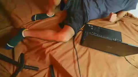 Lovely Person online show from 01-05-25, 09:36