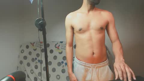 Lovely Person online show from 02-05-25, 08:35