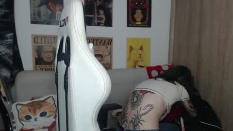 Cassie online show from 01-06-25, 05:41